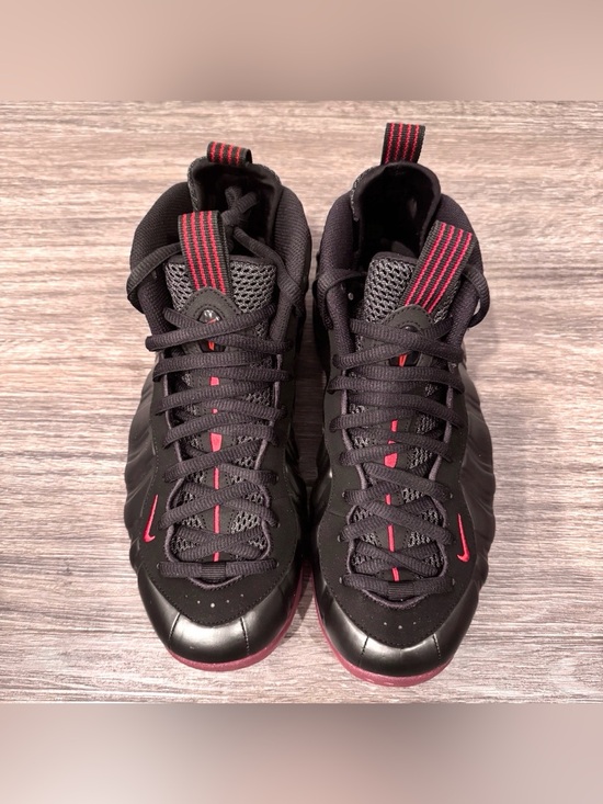 Nike Air Foamposite One Black Red Basketball Sneakers Lace Up Low Top Sz 9.5, 10 main image 4